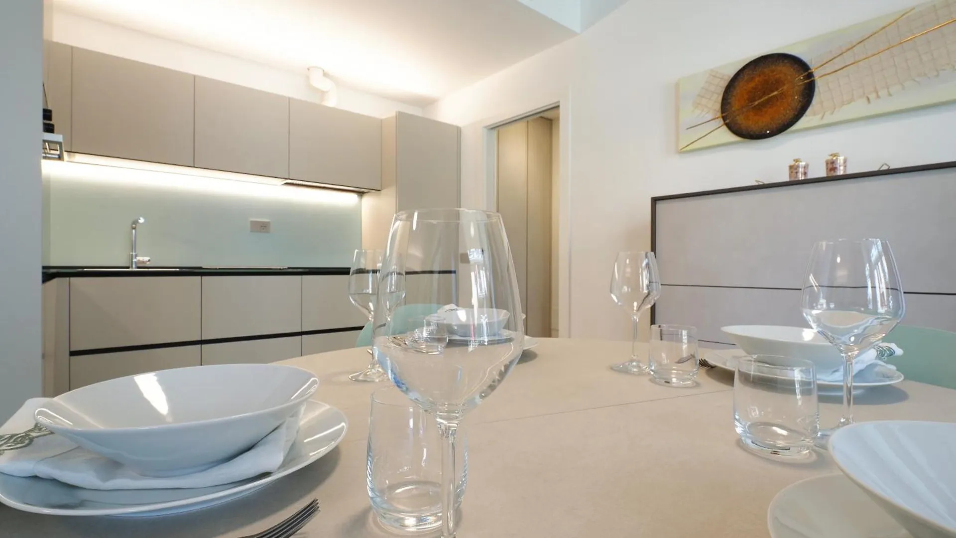 Cenisio New Cozy Apartment 밀라노 0*,  이탈리아